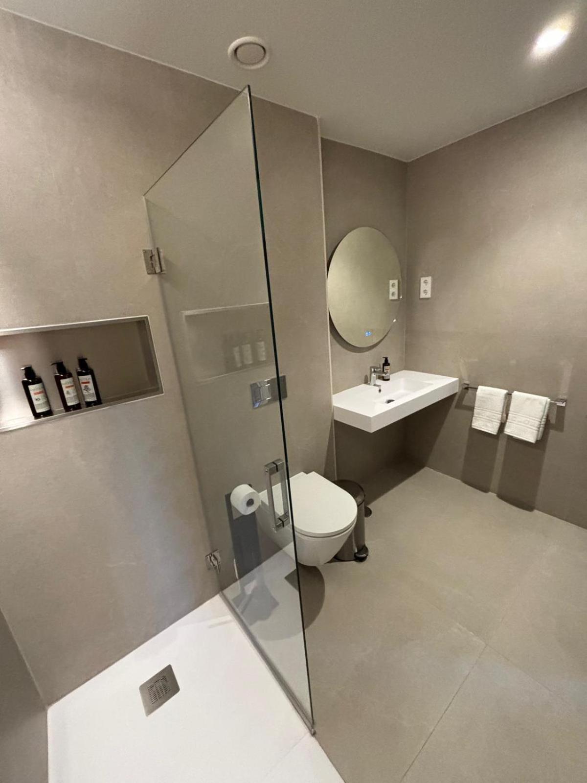 Madrid Suites Moncloa-Aravaca, Solo Check In On Line - Parking Gratuito ภายนอก รูปภาพ
